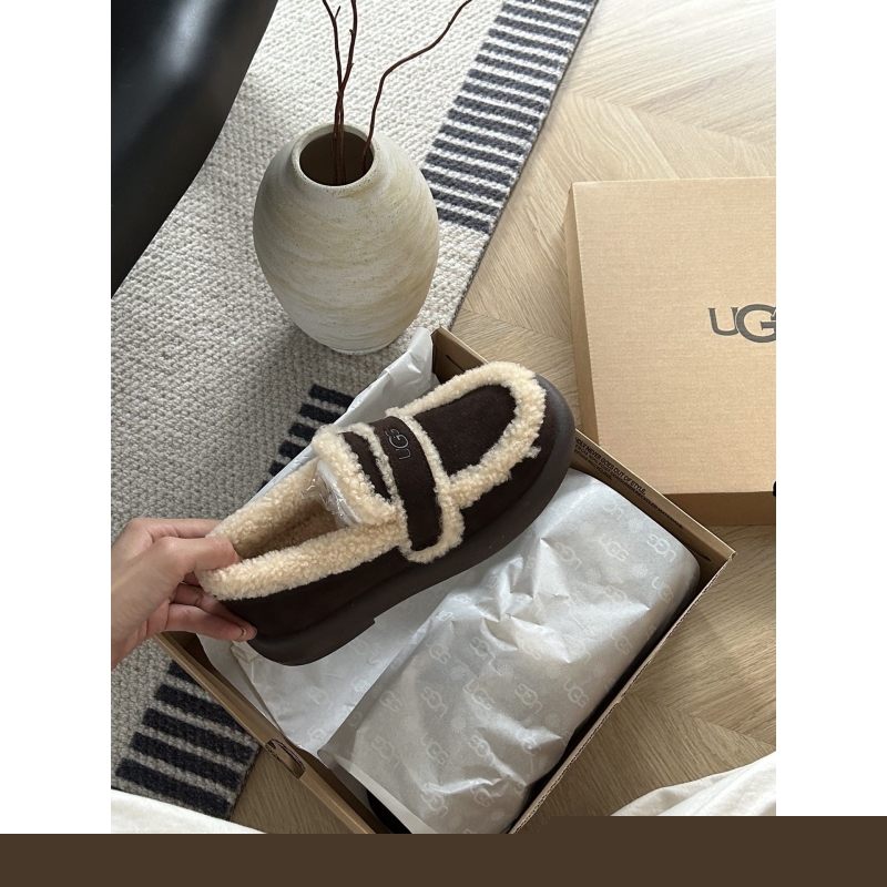 Ch*el sneakers